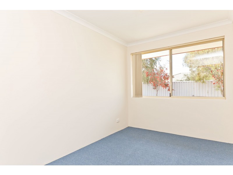 84 Lakemba Way, Waikiki WA 6169