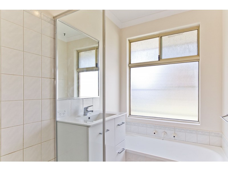 84 Lakemba Way, Waikiki WA 6169