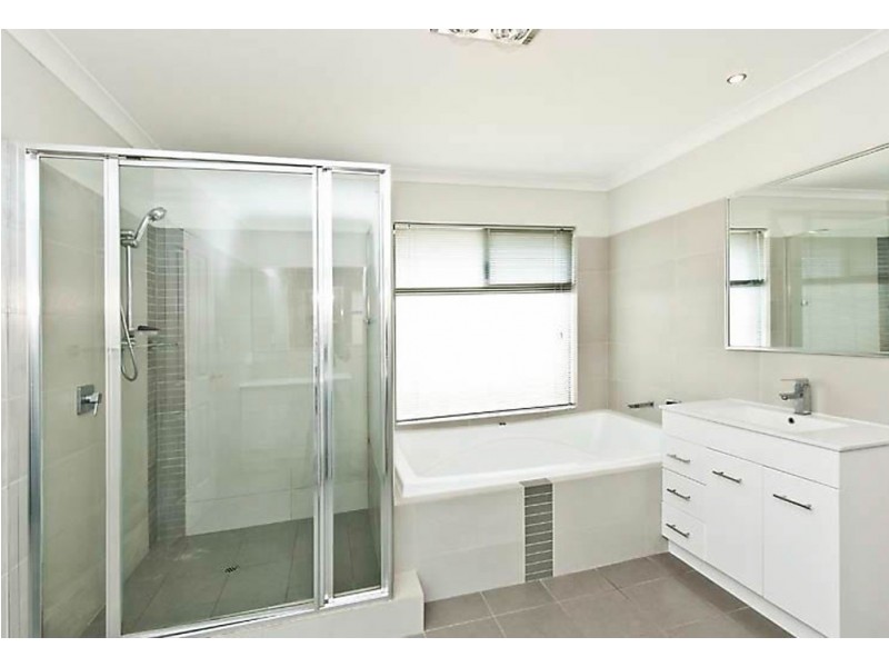 25 Elwell Street, Secret Harbour WA 6173