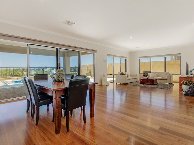 28 Kewarra Bend, Secret Harbour WA 6173