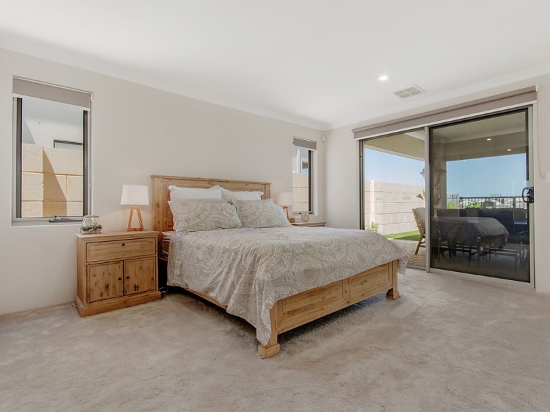 28 Kewarra Bend, Secret Harbour WA 6173