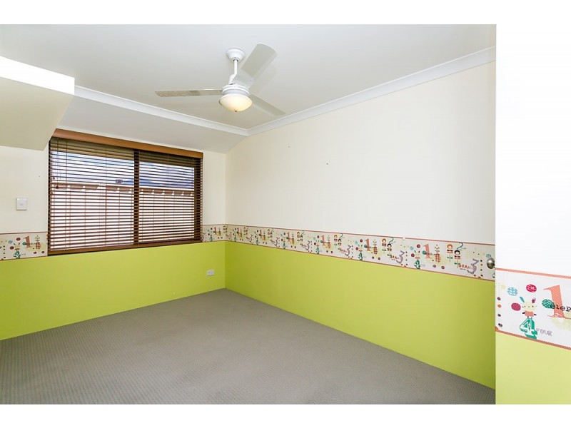 2 D’Arcole Turn, Secret Harbour WA 6173