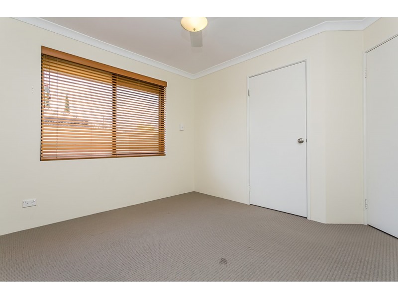 2 D’Arcole Turn, Secret Harbour WA 6173