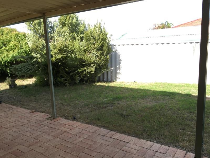 188 Currie Street, Warnbro WA 6169