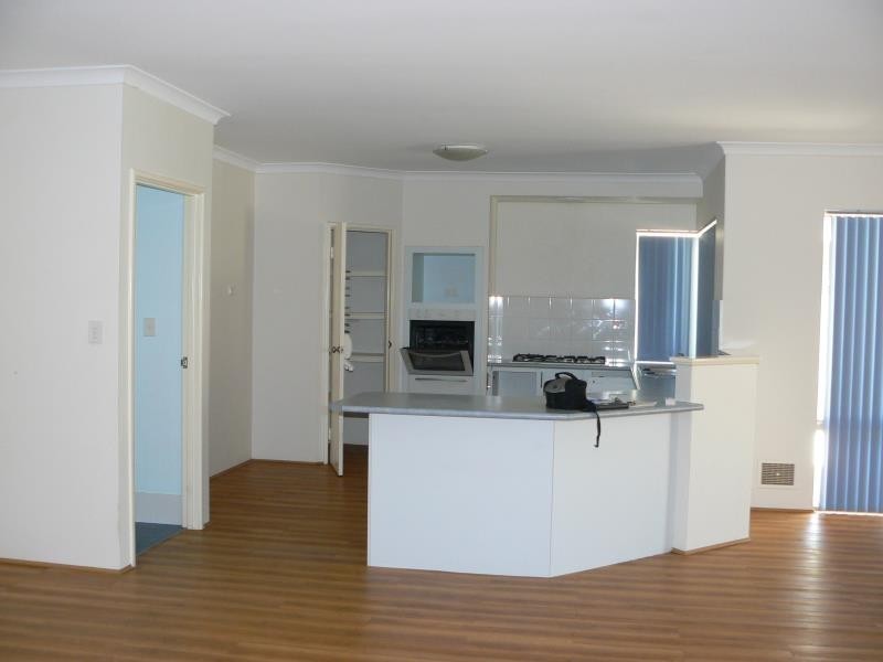 2 Whyalla Circle, Port Kennedy WA 6172