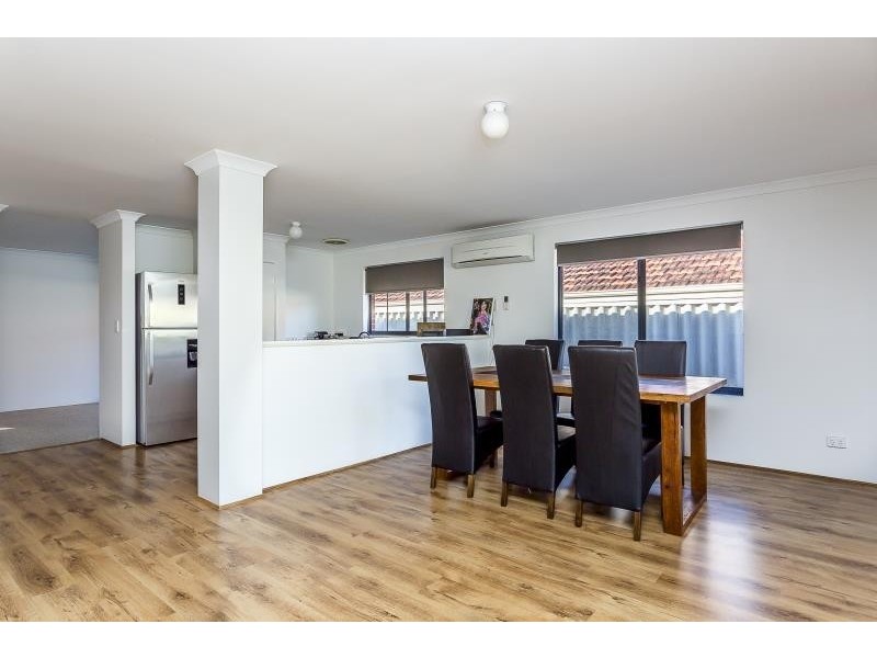 11 Lowell Street, Secret Harbour WA 6173