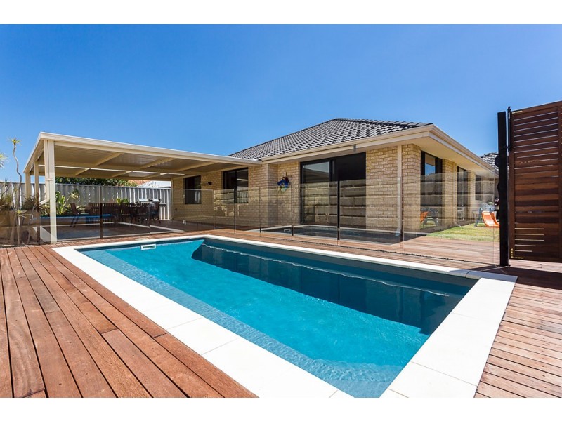 5 Dillon Way, Secret Harbour WA 6173
