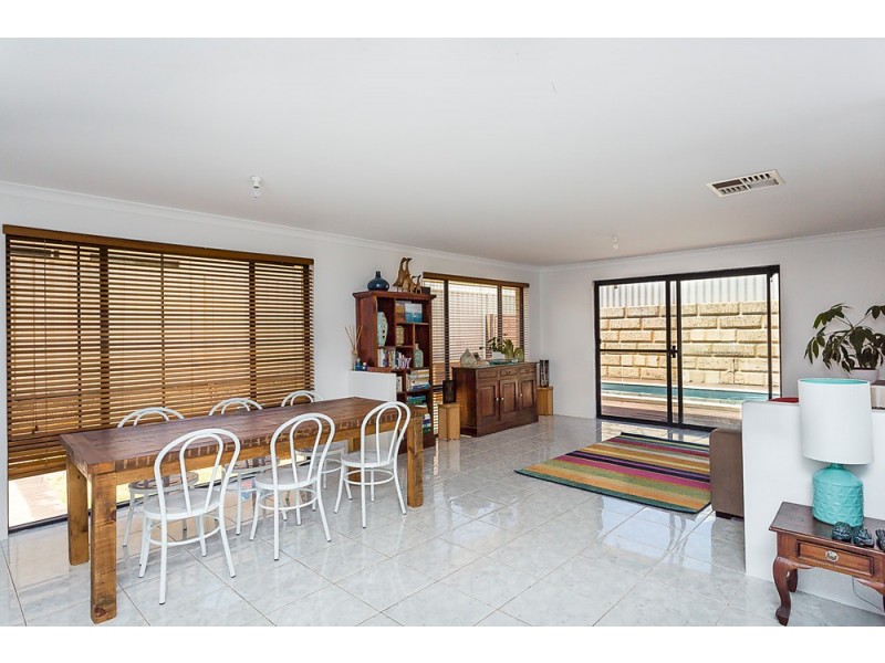 5 Dillon Way, Secret Harbour WA 6173