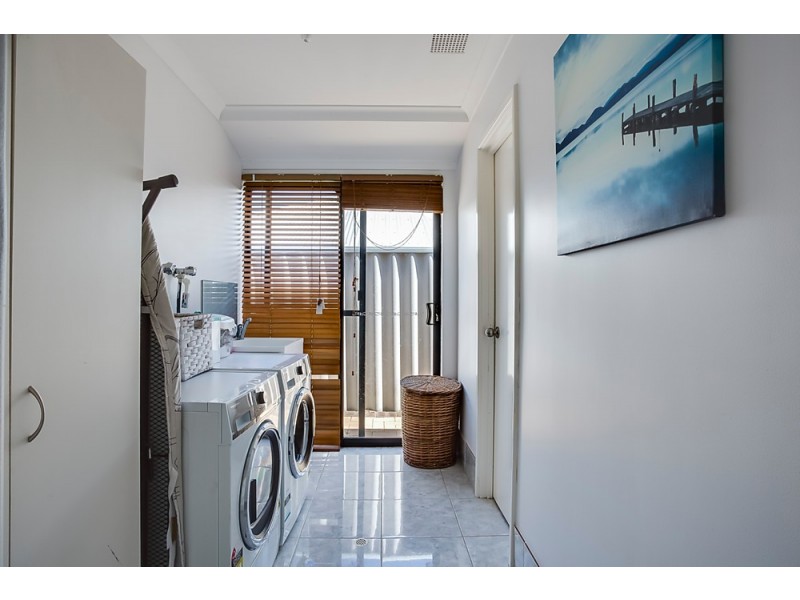 5 Dillon Way, Secret Harbour WA 6173