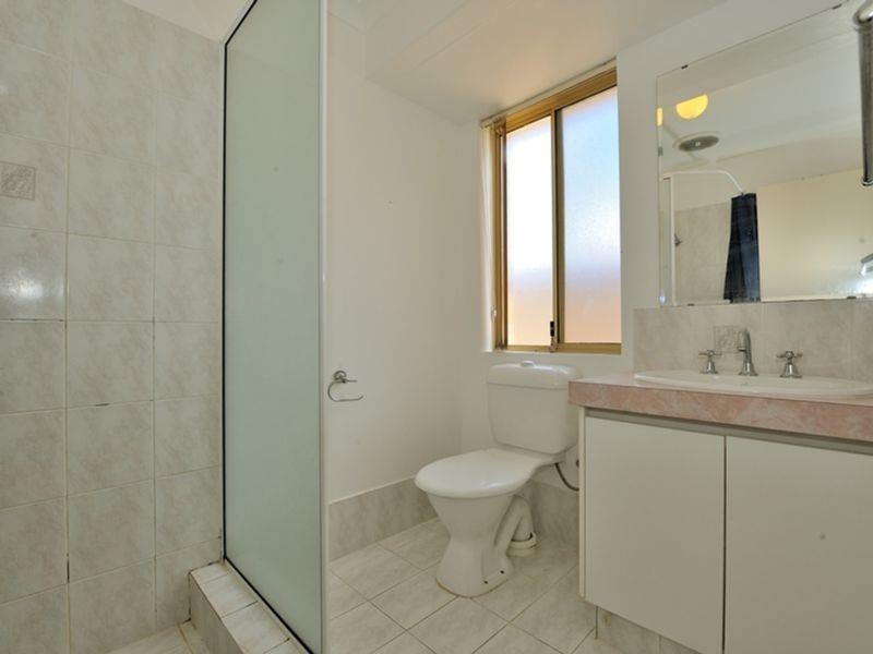 30 Parkland Drive, Warnbro WA 6169