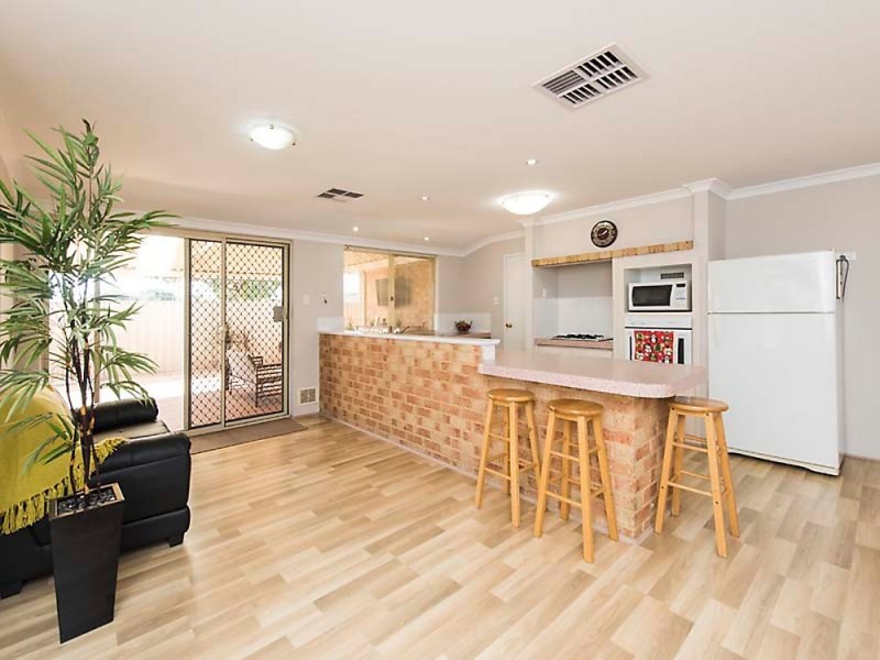 27 Harmony Parade, Singleton WA 6175