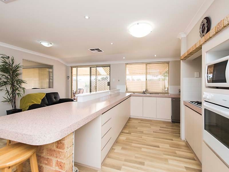 27 Harmony Parade, Singleton WA 6175