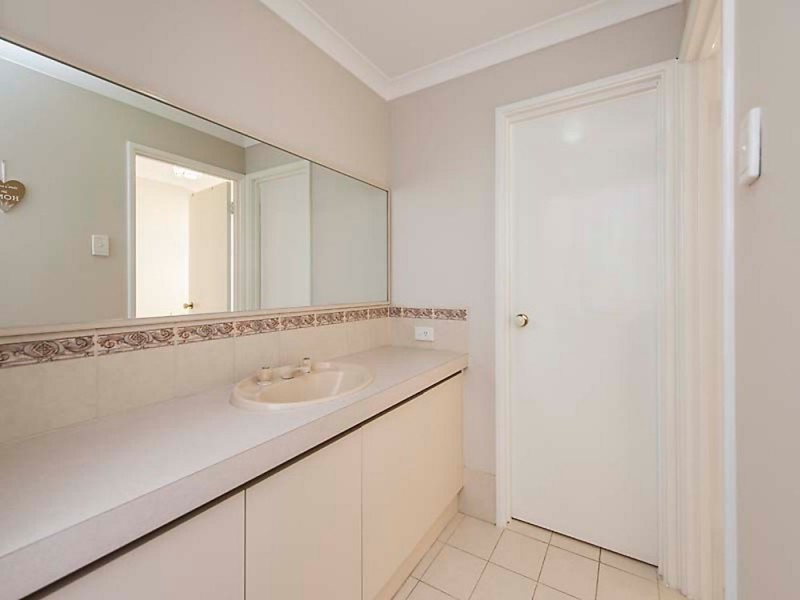 27 Harmony Parade, Singleton WA 6175