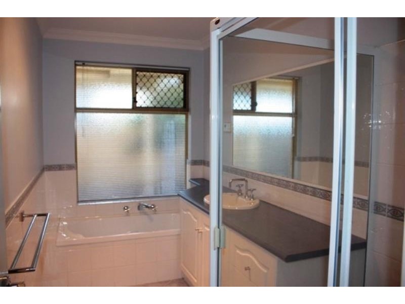 16 Indiana Parade, Singleton WA 6175