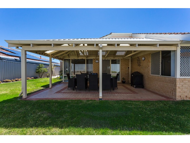 17 Sao Jorge Green, Secret Harbour WA 6173