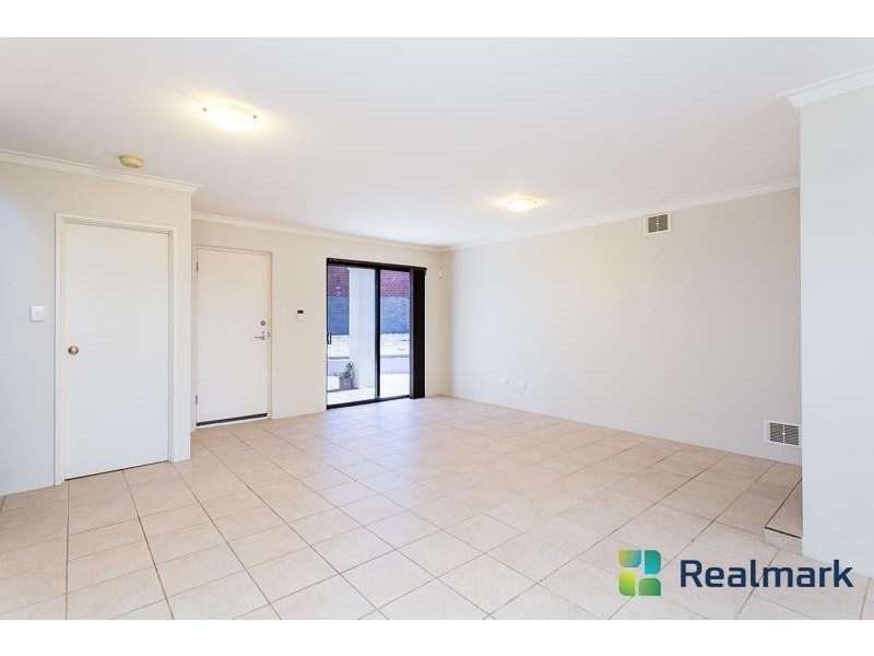 2 Jets Place, Port Kennedy WA 6172