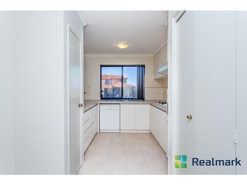 2 Jets Place, Port Kennedy WA 6172