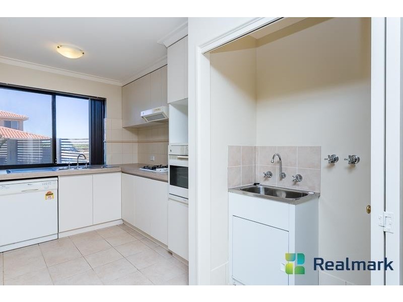 2 Jets Place, Port Kennedy WA 6172