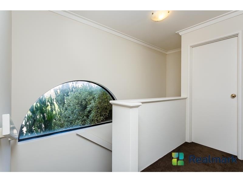 2 Jets Place, Port Kennedy WA 6172