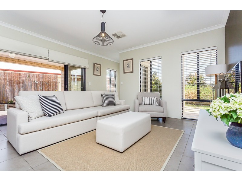 36 Clarkshill Road, Secret Harbour WA 6173