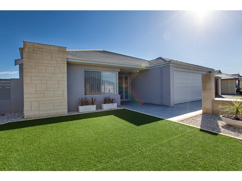 7 Gantheaume Parade, Secret Harbour WA 6173