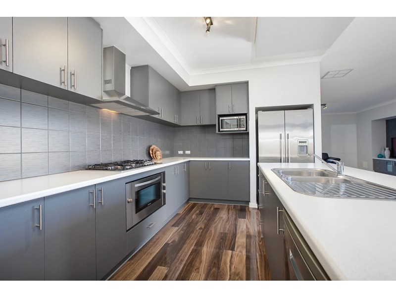 7 Gantheaume Parade, Secret Harbour WA 6173