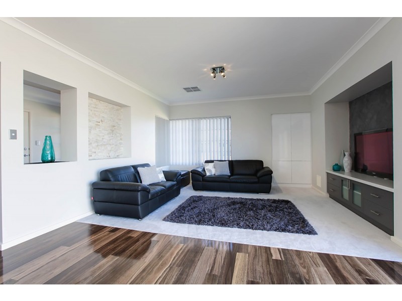 7 Gantheaume Parade, Secret Harbour WA 6173