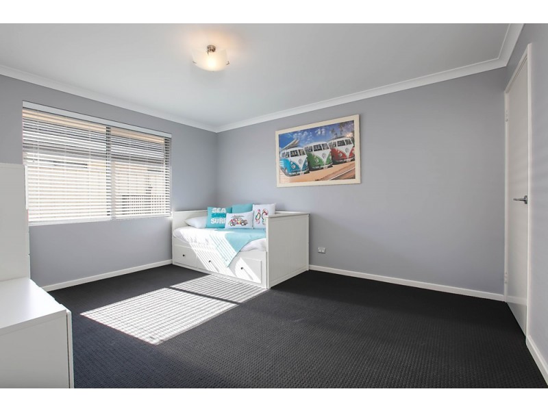 7 Gantheaume Parade, Secret Harbour WA 6173