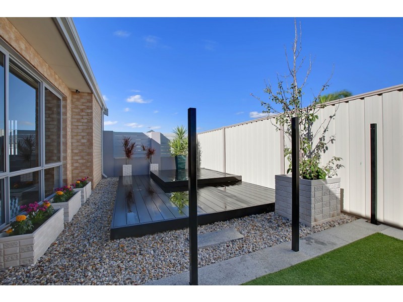 7 Gantheaume Parade, Secret Harbour WA 6173