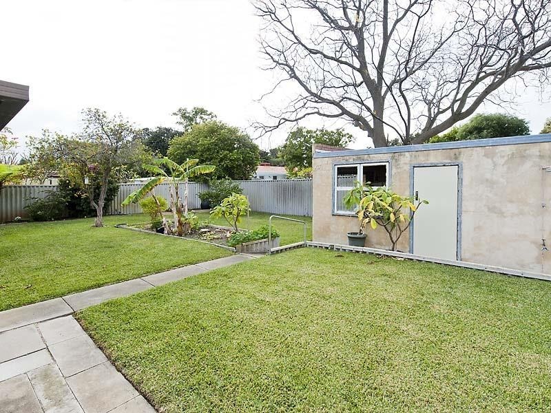 12 Andromeda Street, Rockingham WA 6168