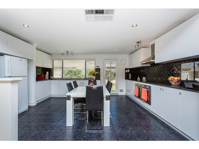 20 San Javier Circle, Secret Harbour WA 6173