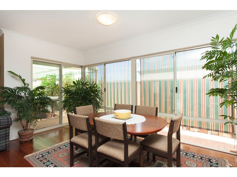 8 Greeson Parkway, Secret Harbour WA 6173