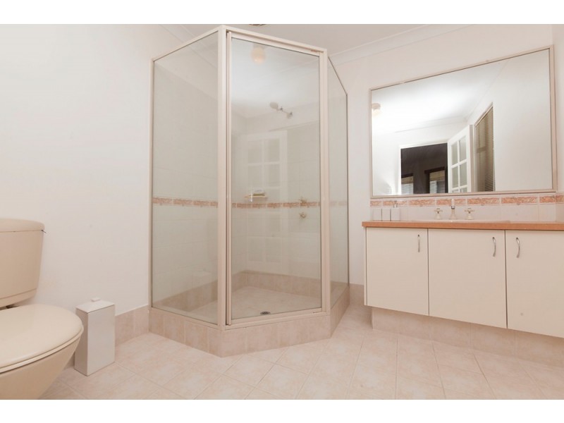 8 Greeson Parkway, Secret Harbour WA 6173