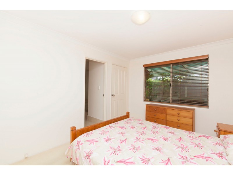 8 Greeson Parkway, Secret Harbour WA 6173