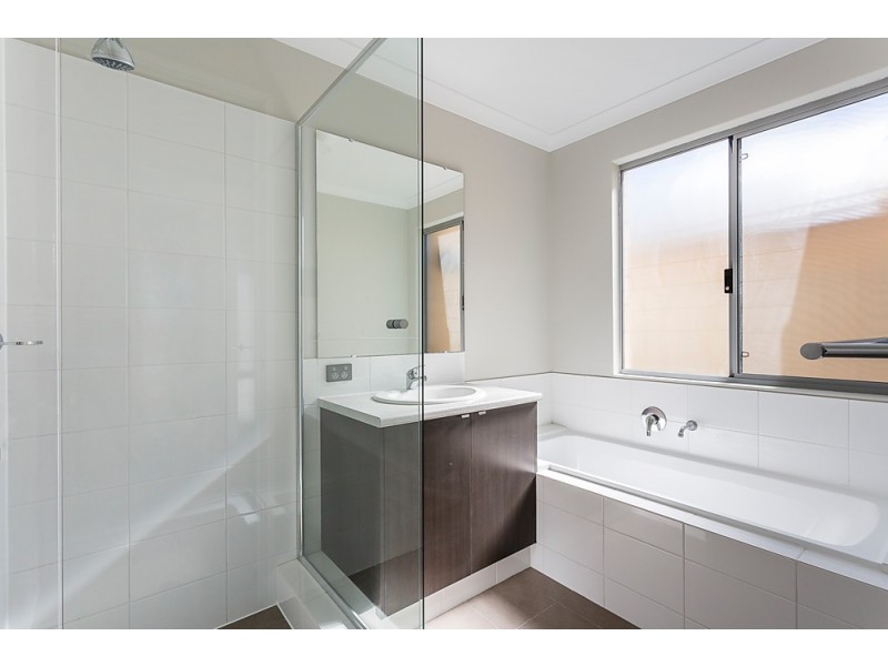 90 Aurea Boulevard, Golden Bay WA 6174