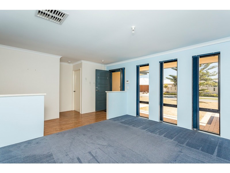 78 Three Bears Loop, Secret Harbour WA 6173