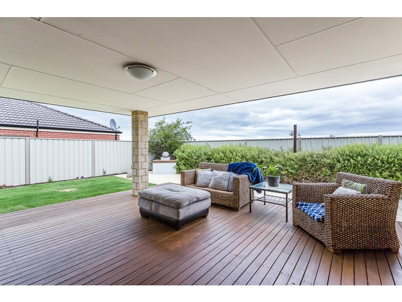 15 Warrender Heights, Secret Harbour WA 6173