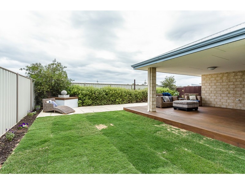 15 Warrender Heights, Secret Harbour WA 6173