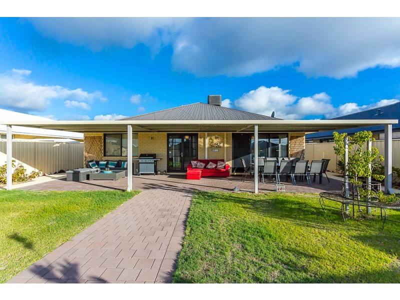 2 Toora Mews, Lakelands WA 6180
