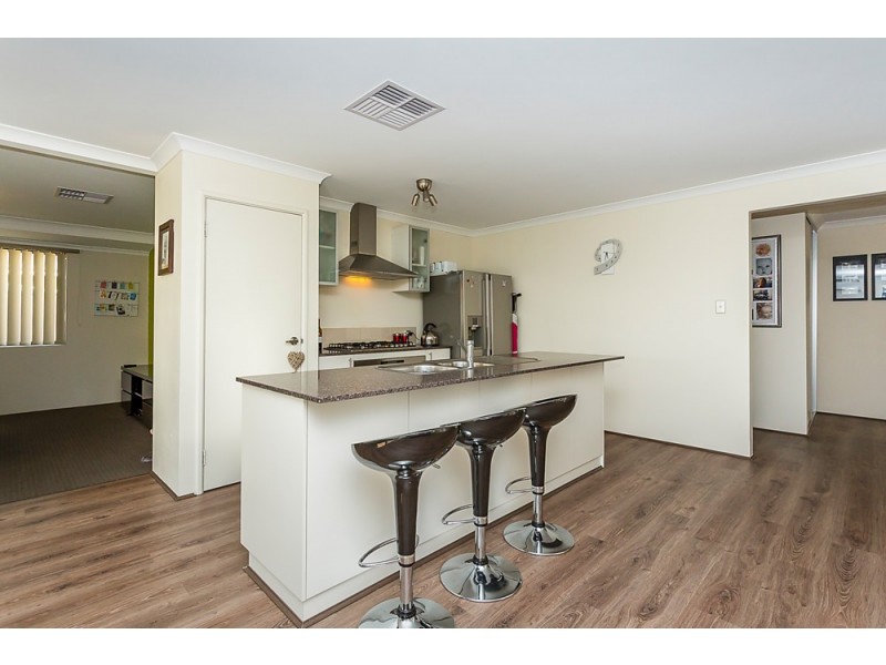 2 Toora Mews, Lakelands WA 6180