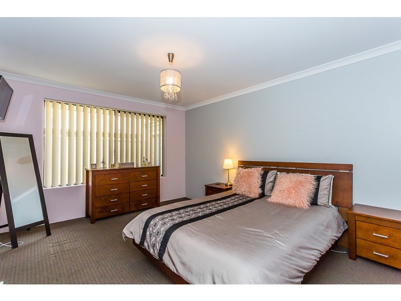 2 Toora Mews, Lakelands WA 6180