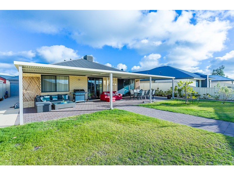 2 Toora Mews, Lakelands WA 6180