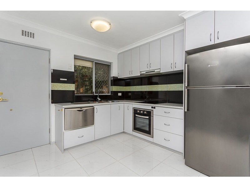 3/76 Kent Street, Rockingham WA 6168