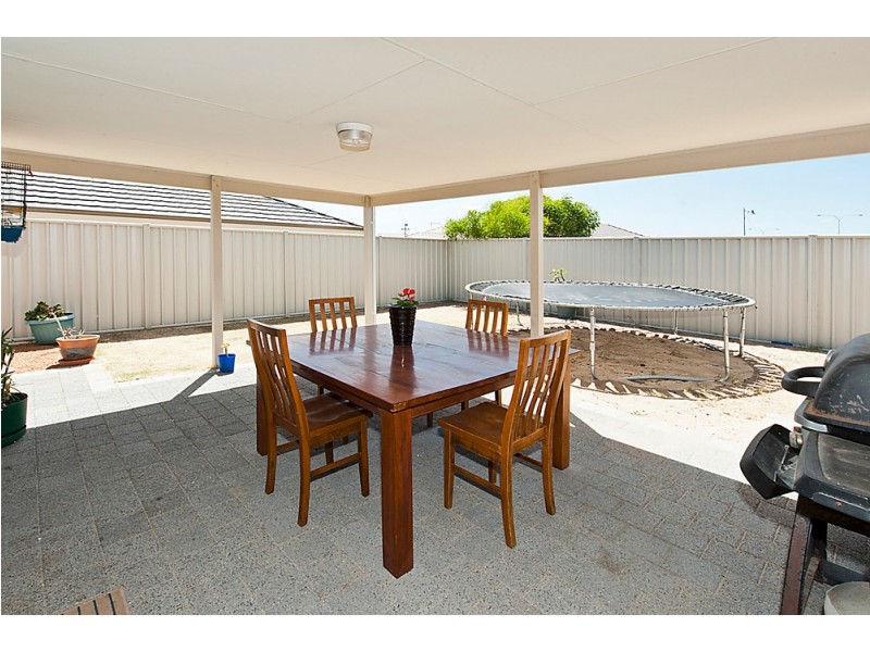 132 Tangadee Road, Golden Bay WA 6174