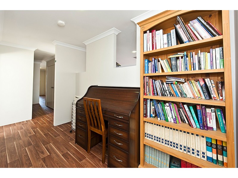 132 Tangadee Road, Golden Bay WA 6174