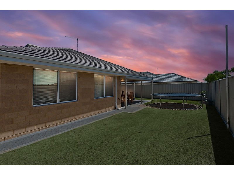 132 Tangadee Road, Golden Bay WA 6174