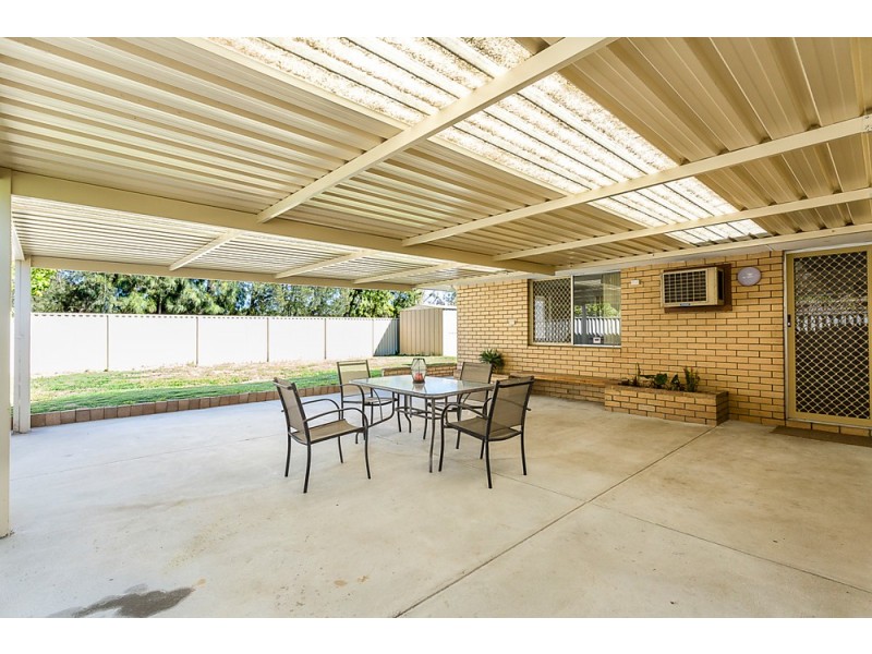 10 Calume Street, Hillman WA 6168