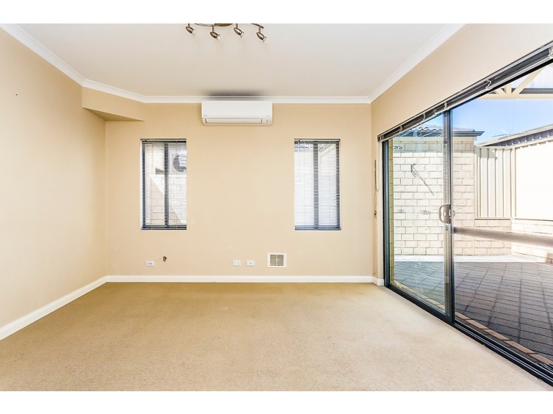 7/52 Lewington Street, Rockingham WA 6168