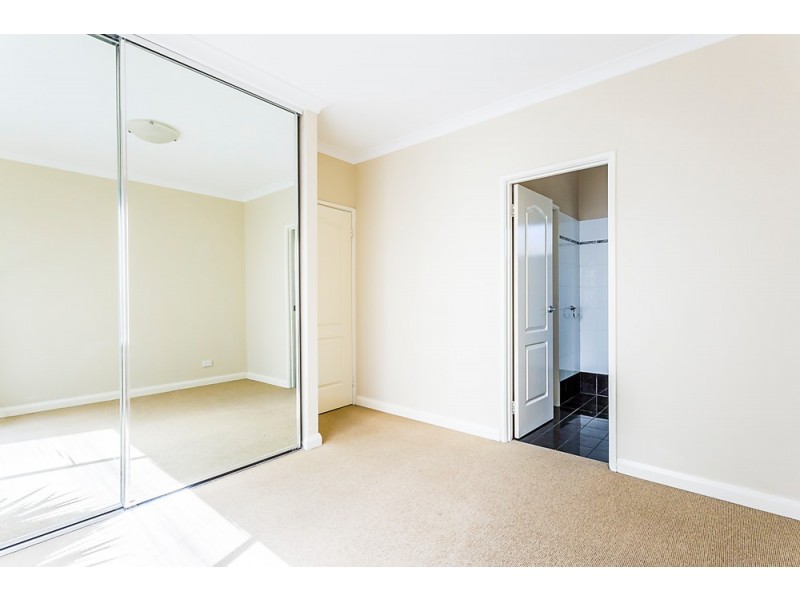 7/52 Lewington Street, Rockingham WA 6168