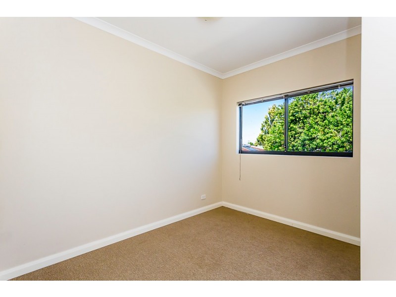 7/52 Lewington Street, Rockingham WA 6168